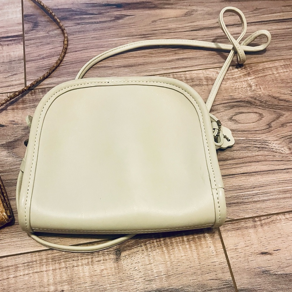 Coach Abbie Vintage 90’s Crossbody - Picture 4 of 4